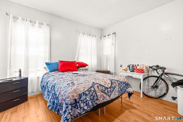 17 Pearl Street, Windham, CT 06226