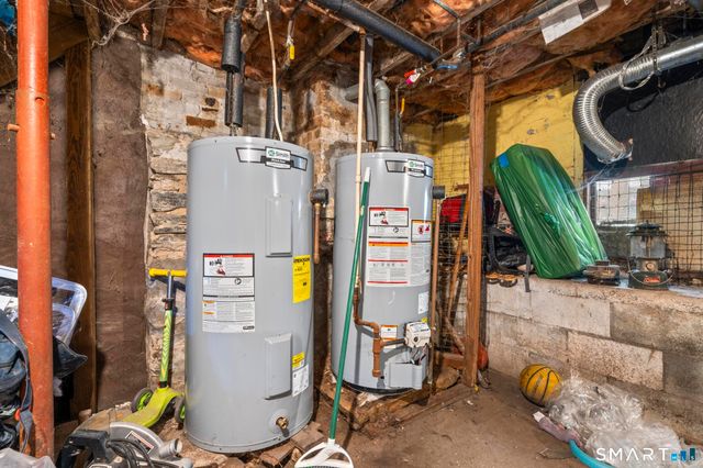 17 Pearl Street, Windham, CT 06226