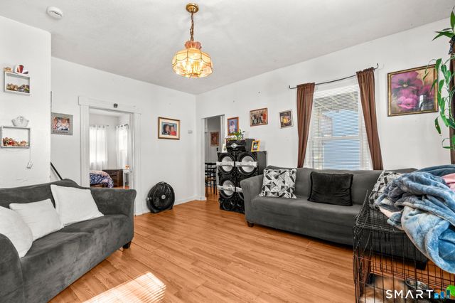 17 Pearl Street, Windham, CT 06226