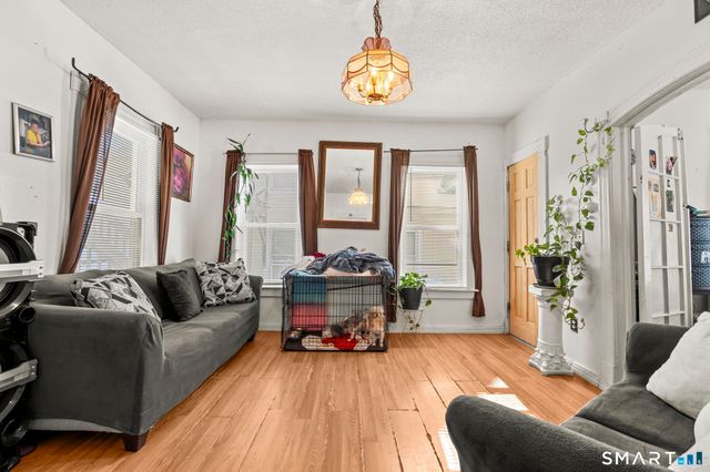 17 Pearl Street, Windham, CT 06226