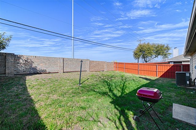 7935 Kansas Avenue, Dallas, TX 75241