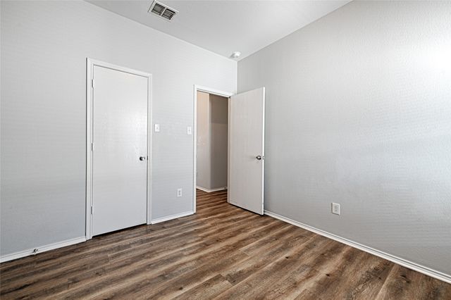 7935 Kansas Avenue, Dallas, TX 75241