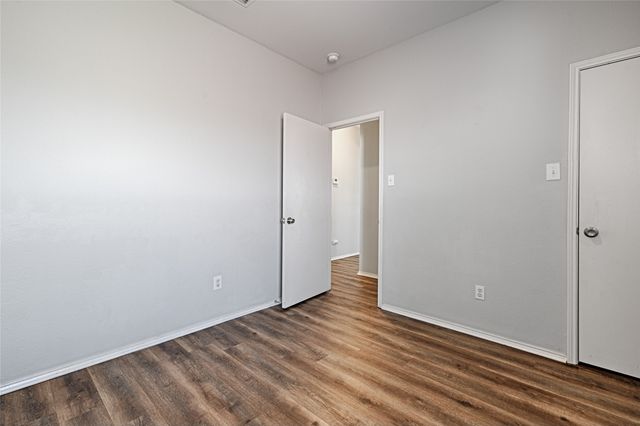 7935 Kansas Avenue, Dallas, TX 75241