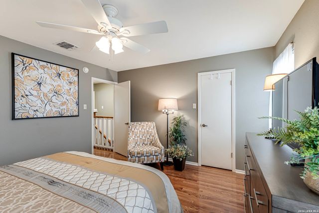 11303 Vance Jackson Rd Apt E3, San Antonio, TX 78230