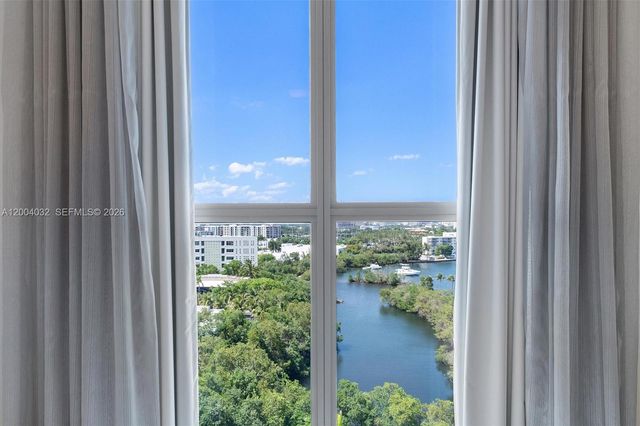 17301 Biscayne Blvd 1010, North Miami Beach, FL 33160
