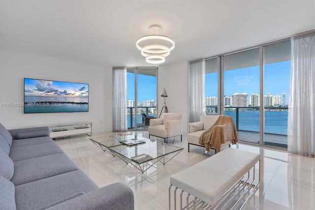 17301 Biscayne Blvd 1010, North Miami Beach, FL 33160