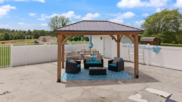 2295 Ky-92, Jamestown, KY 42629