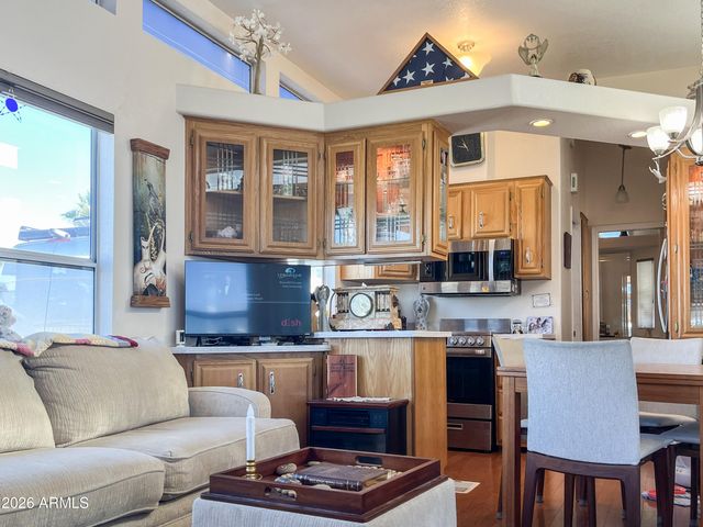 539 ROCK HOUND Drive 539, Apache Junction, AZ 85119