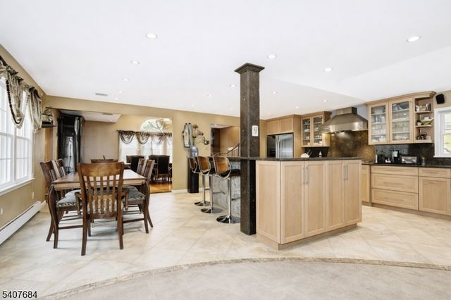 61 Carlisle Rd, Wayne Twp., NJ 07470