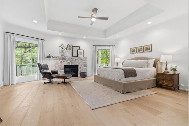 5244 W 115th Terrace, Leawood, KS 66211