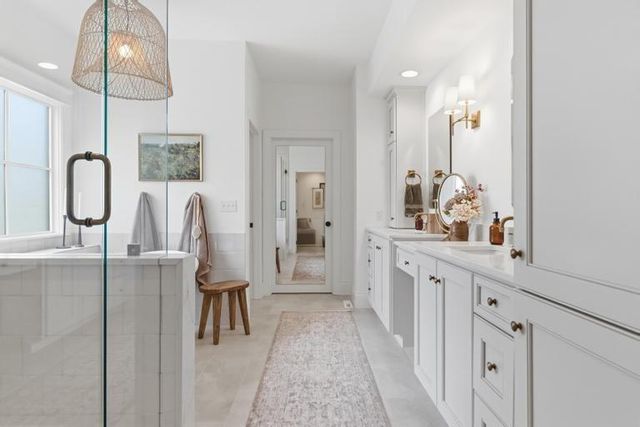 5244 W 115th Terrace, Leawood, KS 66211