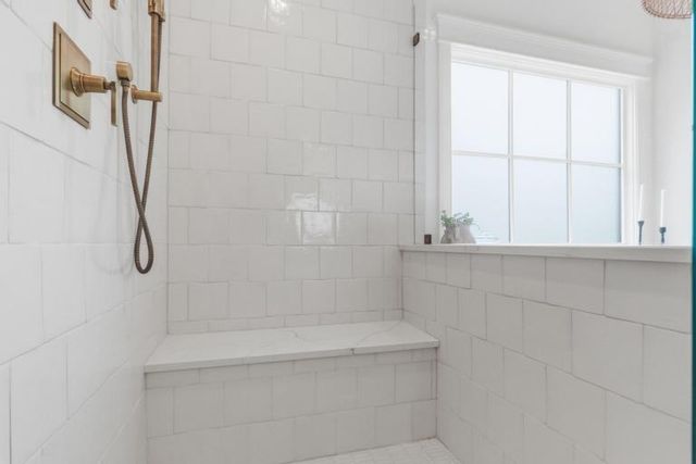 5244 W 115th Terrace, Leawood, KS 66211