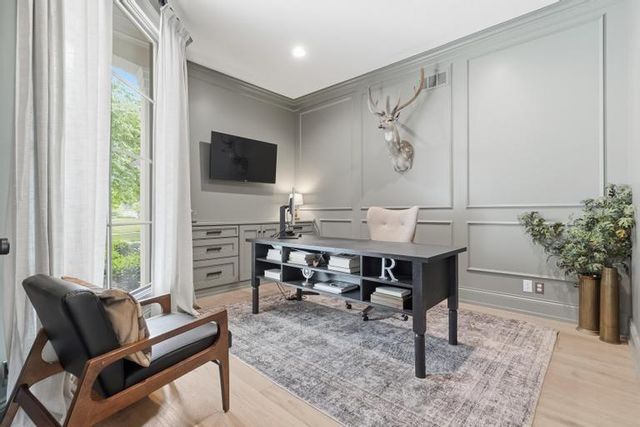 5244 W 115th Terrace, Leawood, KS 66211