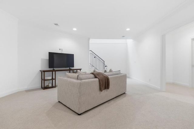 5244 W 115th Terrace, Leawood, KS 66211