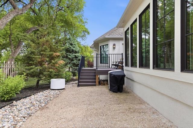 5244 W 115th Terrace, Leawood, KS 66211