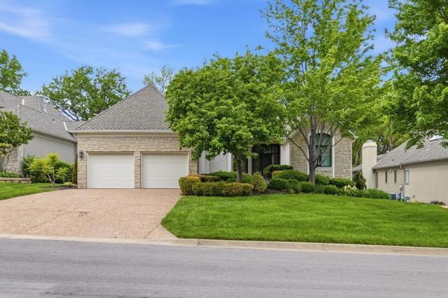 5244 W 115th Terrace, Leawood, KS 66211