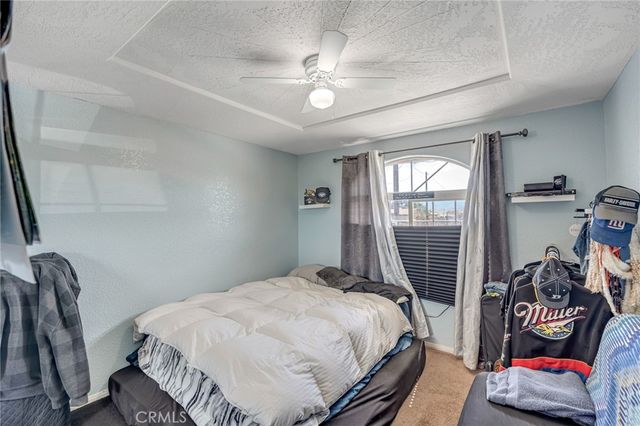 19084 Rocksprings Road, Hesperia, CA 92345