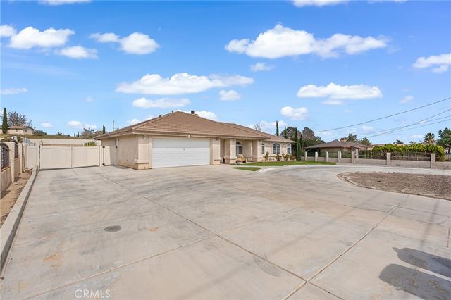 19084 Rocksprings Road, Hesperia, CA 92345