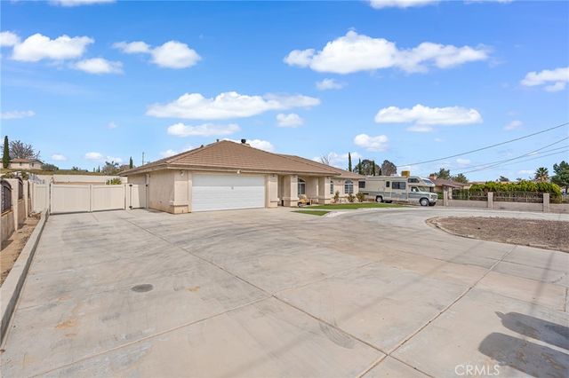 19084 Rocksprings Road, Hesperia, CA 92345