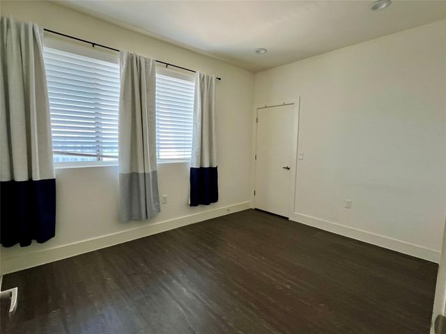 604 N Bluff DR 242, Austin, TX 78745