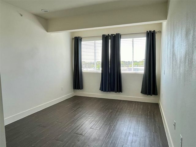 604 N Bluff DR 242, Austin, TX 78745