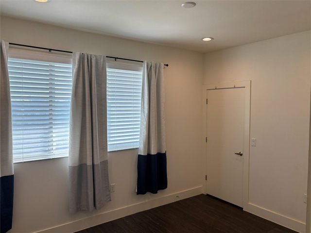 604 N Bluff DR 242, Austin, TX 78745