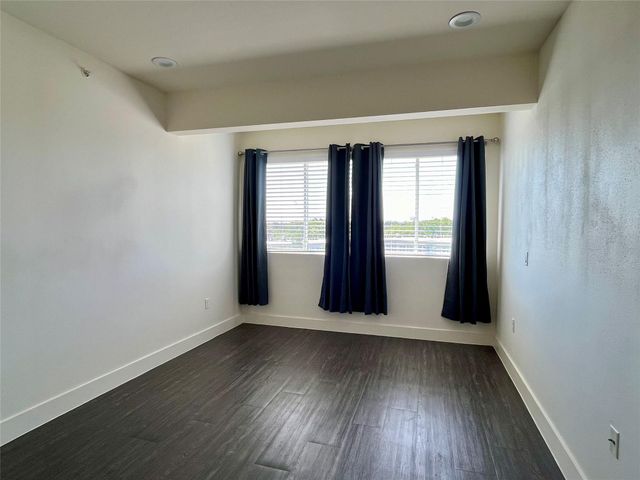 604 N Bluff DR 242, Austin, TX 78745