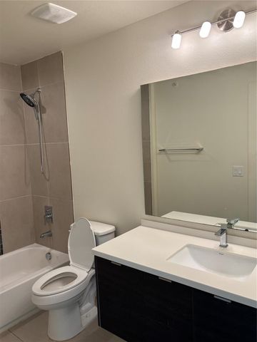 604 N Bluff DR 242, Austin, TX 78745