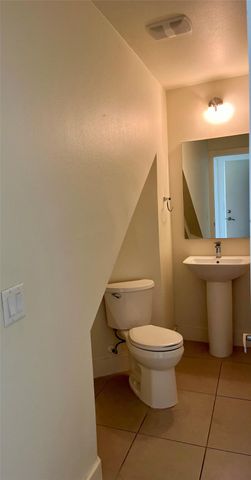 604 N Bluff DR 242, Austin, TX 78745