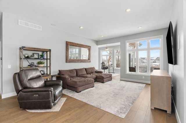 17111 Eagleview Way, Farmington, MN 55024