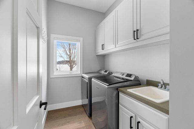 17111 Eagleview Way, Farmington, MN 55024