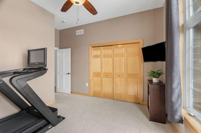 17111 Eagleview Way, Farmington, MN 55024