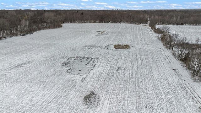 69636 Co Rd 384, South Haven, MI 49090