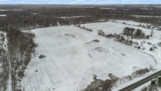 69636 Co Rd 384, South Haven, MI 49090
