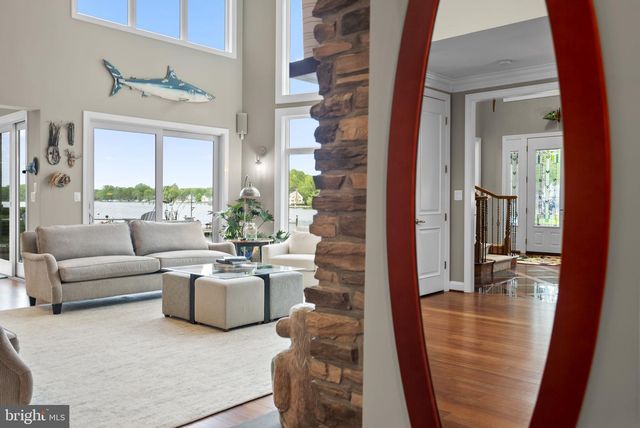 1125 CHERRY POINT RD, West River, MD 20778