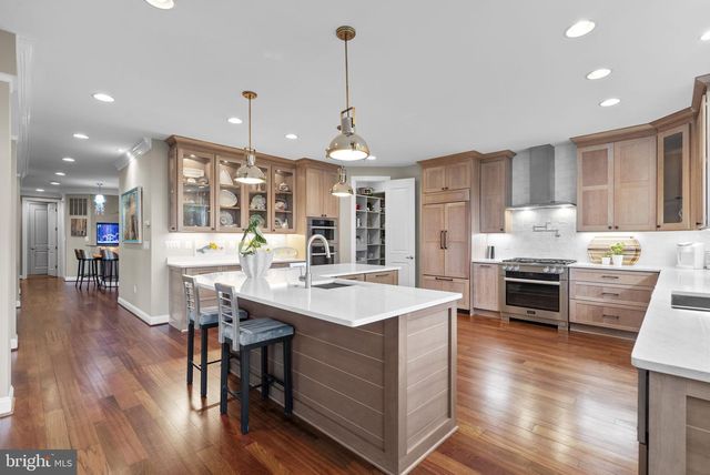 1125 CHERRY POINT RD, West River, MD 20778