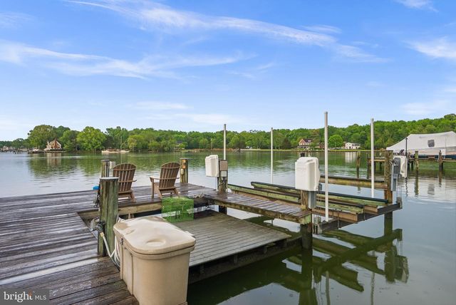 1125 CHERRY POINT RD, West River, MD 20778