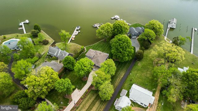 1125 CHERRY POINT RD, West River, MD 20778