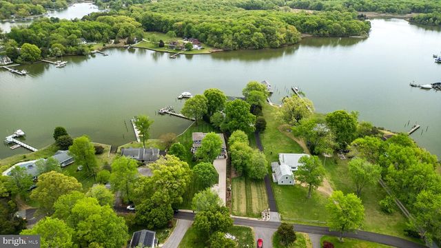 1125 CHERRY POINT RD, West River, MD 20778
