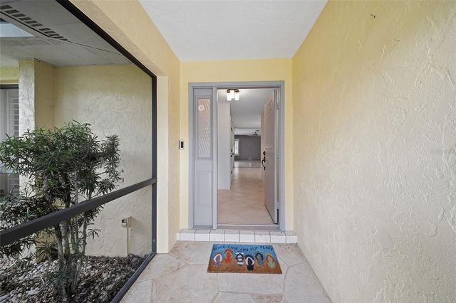 450 RUBENS DRIVE E, Nokomis, FL 34275