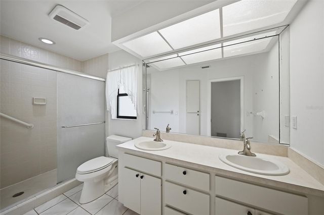450 RUBENS DRIVE E, Nokomis, FL 34275