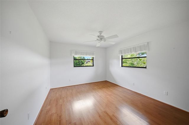 450 RUBENS DRIVE E, Nokomis, FL 34275