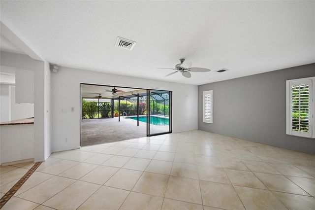 450 RUBENS DRIVE E, Nokomis, FL 34275