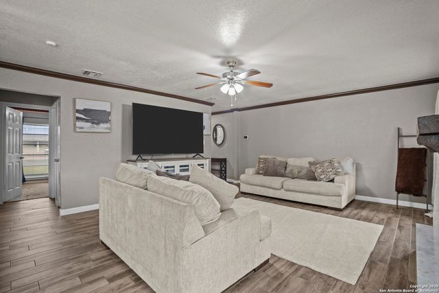 6839 Avila, San Antonio, TX 78239