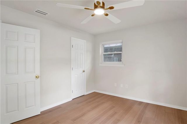 322 Thunderbird Drive W, Satsuma, AL 36572