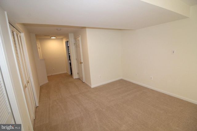 6385 MICHAEL ROBERT DR, Springfield, VA 22150