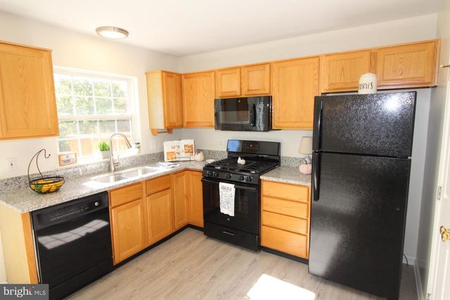 6385 MICHAEL ROBERT DR, Springfield, VA 22150