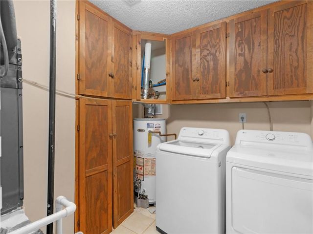 351 Waterford Drive, Jonesboro, GA 30238
