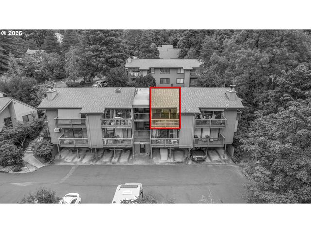 7748 Sw BARNES Rd C, Portland, OR 97225