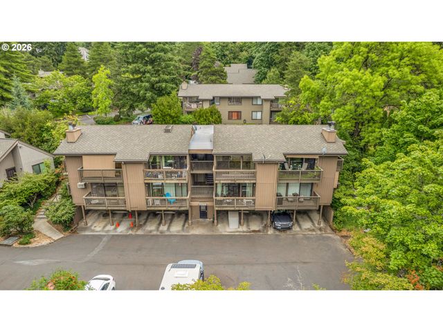 7748 Sw BARNES Rd C, Portland, OR 97225